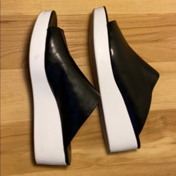 Donna Karan Reisley Platform Mule Slides—Size 9 - Picture 5 of 6